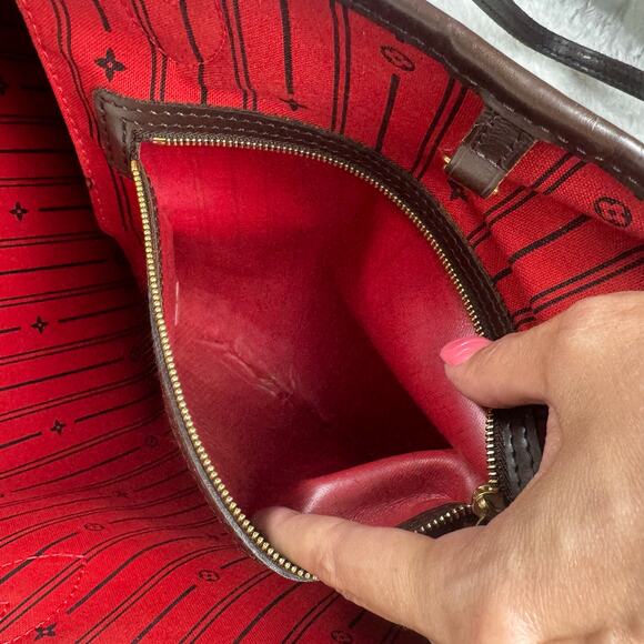 Louis Vuitton Neverfull MM Damier Ebene Tote Bag Cherry Red Interior Brown Check - Picture 9 of 16